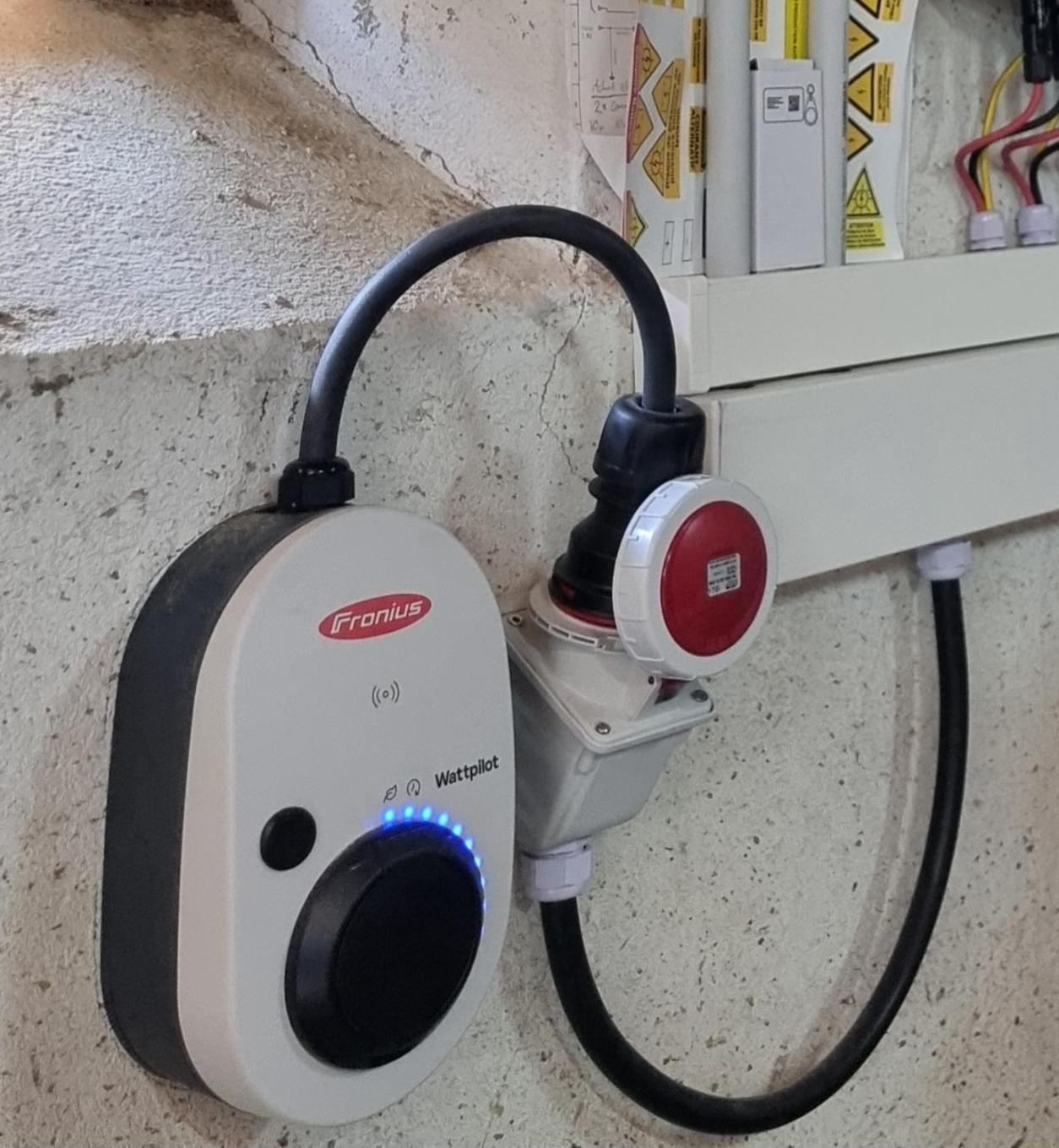 Chateau Roquehort Avec Ev Recharge Point 22Kw Monein ภายนอก รูปภาพ